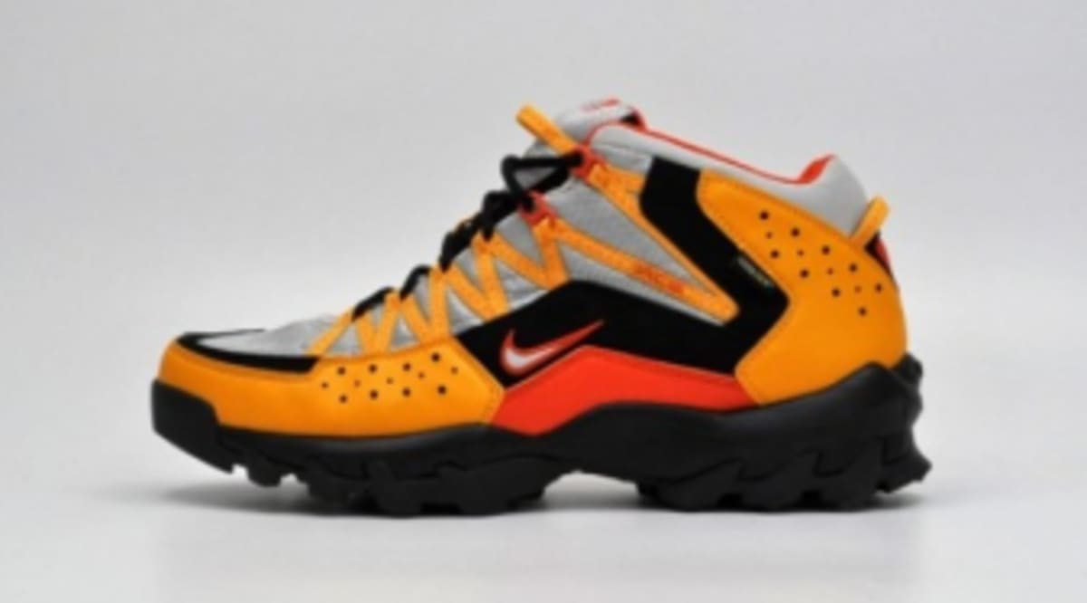 nike acg goretex boots