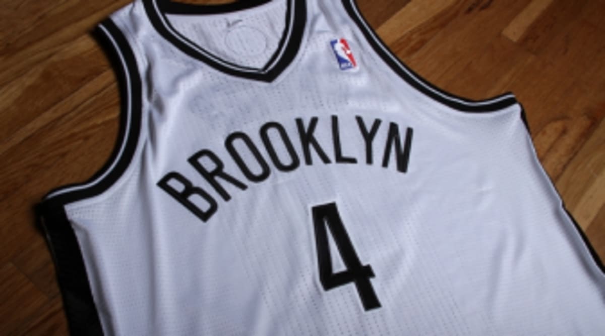 Jersey Spotlight // Shawn Carter Brooklyn Nets REV30 Sole Collector