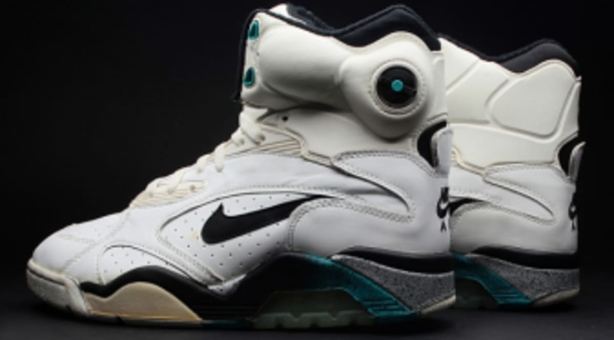 expandir desinfectante reforma The Ultimate Kicktionary: 1991's Nike Air Force 180 High | Sole Collector