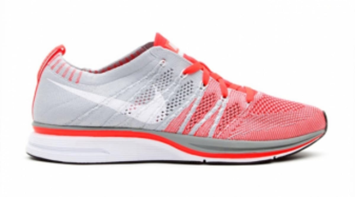nike flyknit trainer 