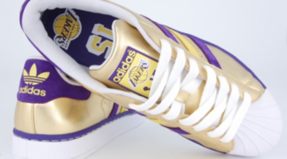 adidas superstar nba