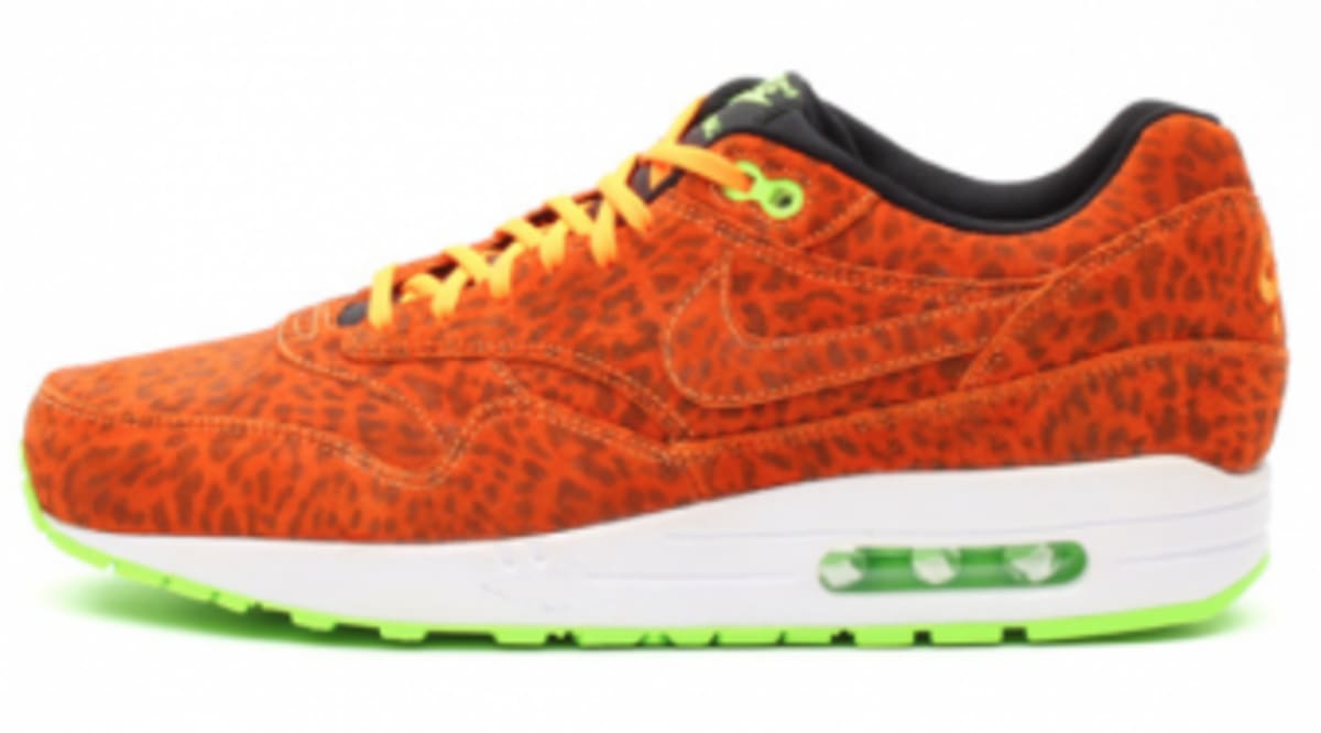 nike air max neon leopard