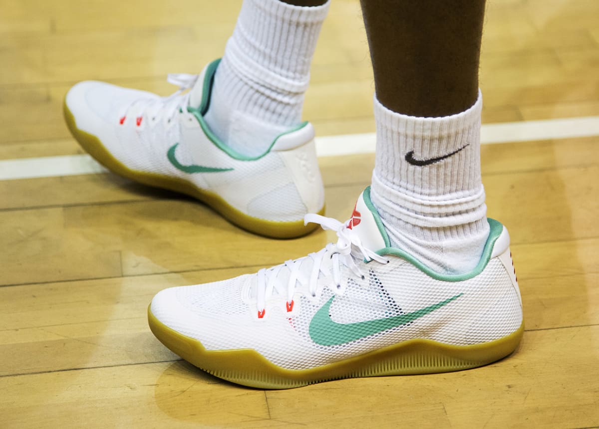 kobe summer shoes