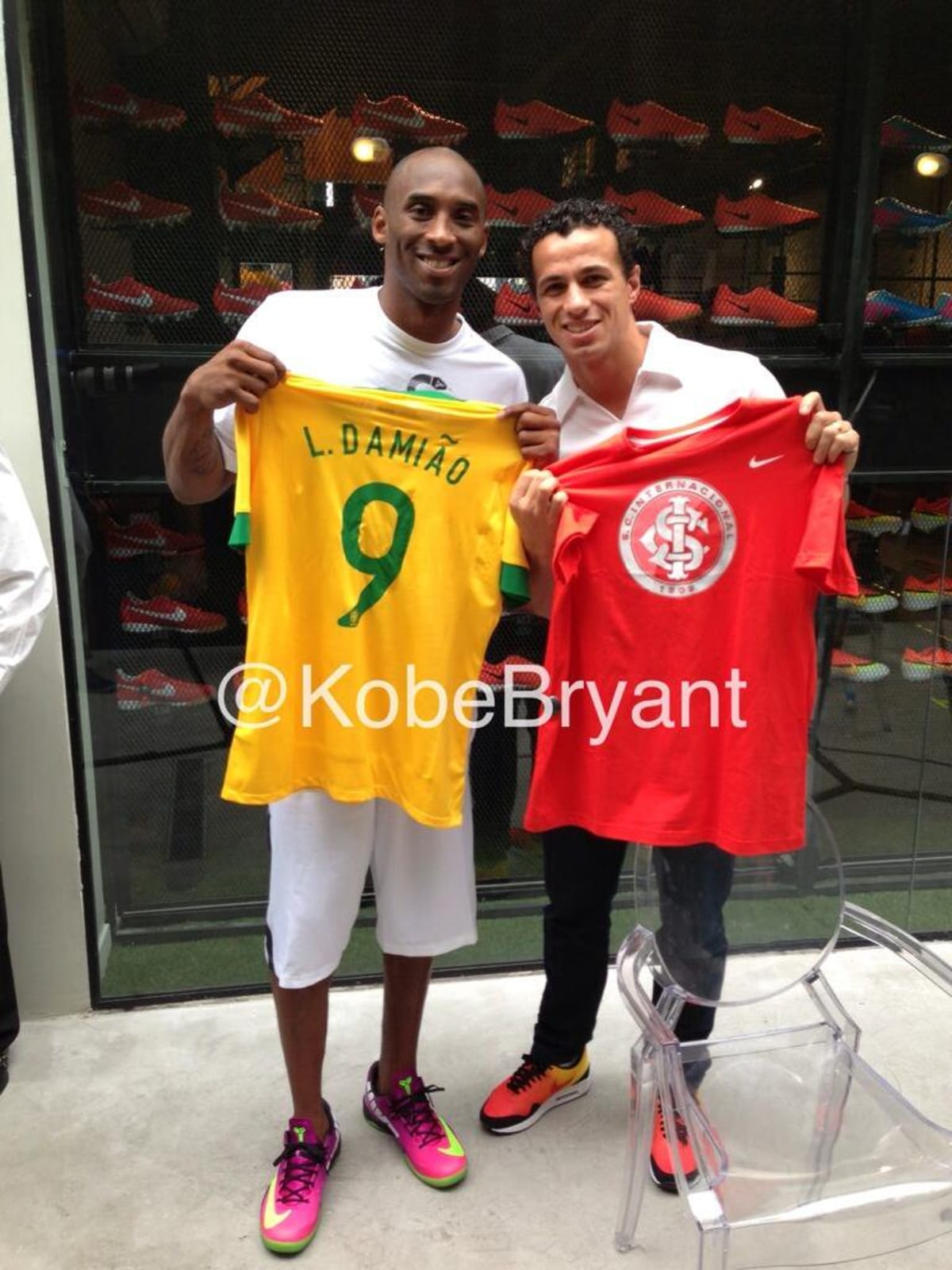 kobe wearing mamba jersey