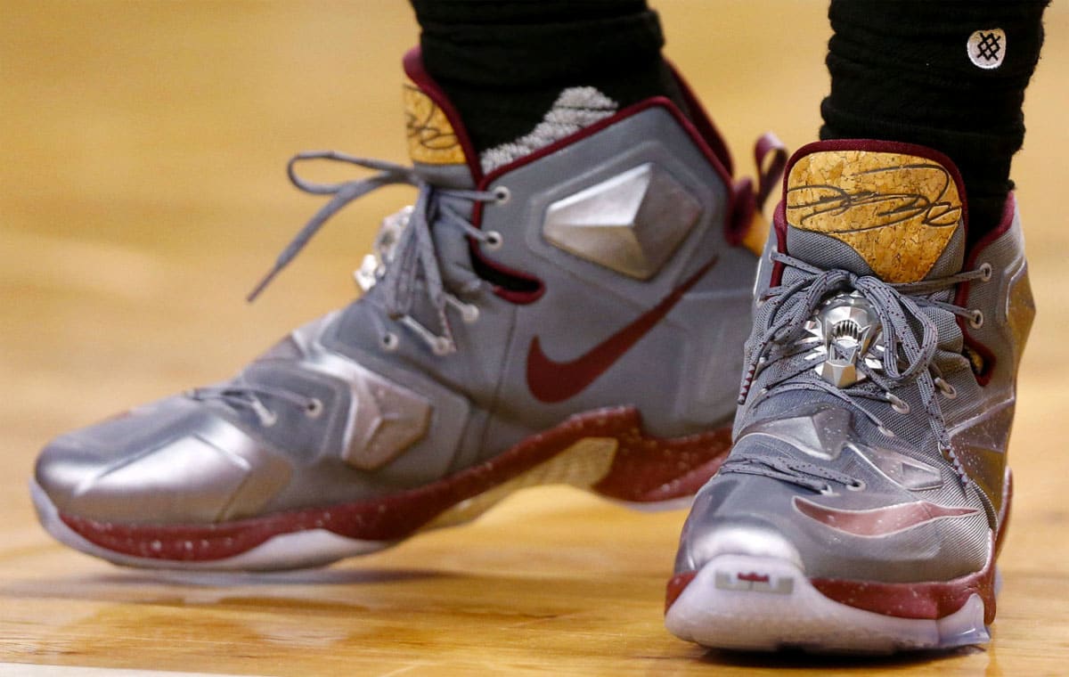 lebron james shoes last night