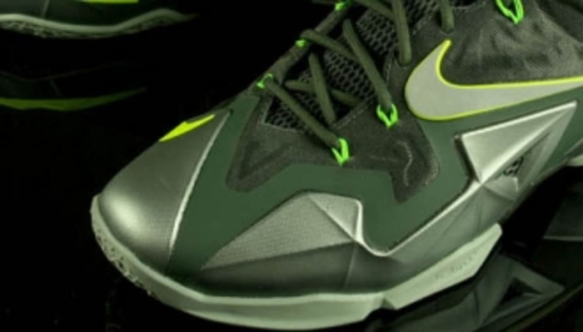 Nike LeBron 11 'Dunkman' Sole Collector