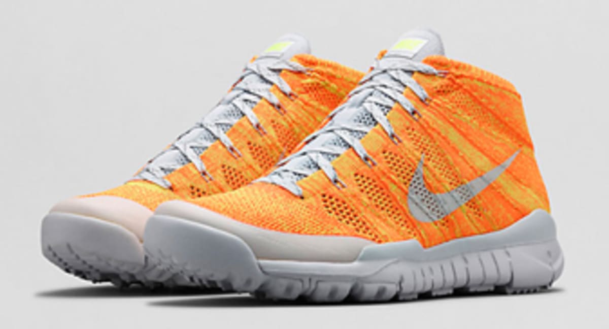 nike flyknit chukka orange