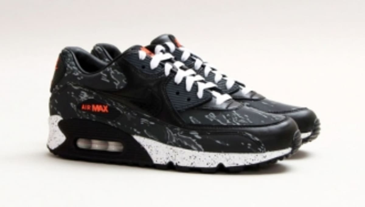 nike atmos air max 90