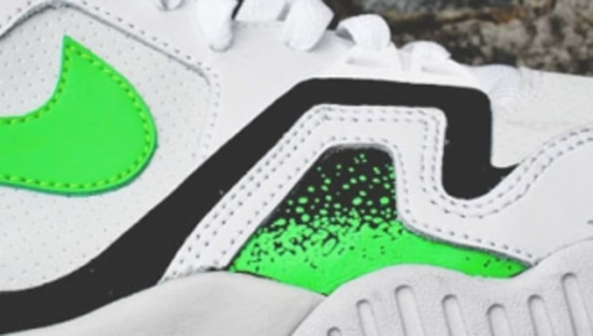 nike air tech challenge 2 poison green