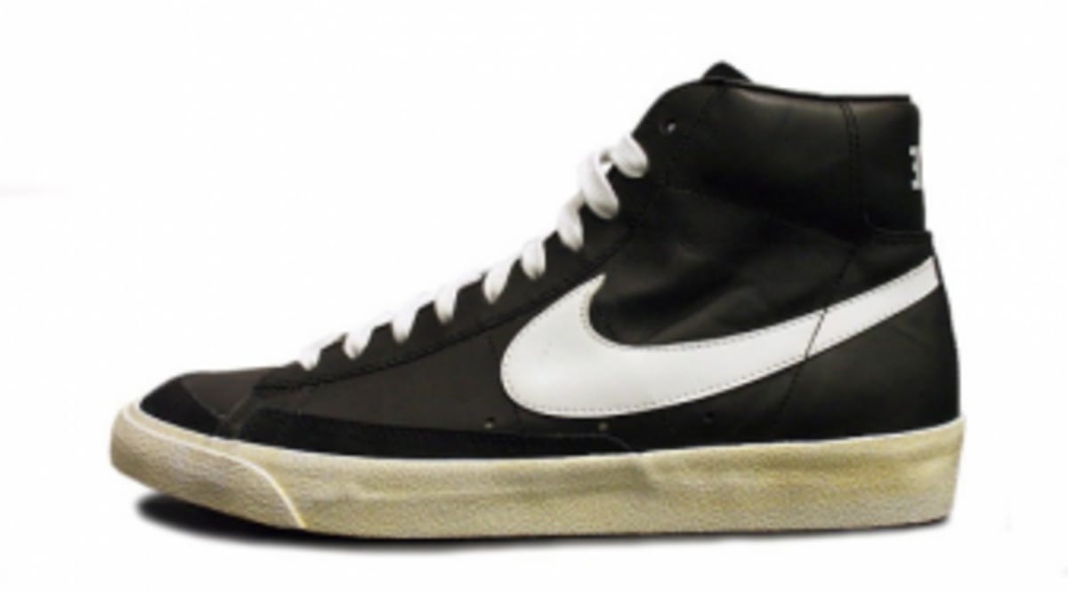 Nike Blazer Mid '77 - Black / White | Sole Collector
