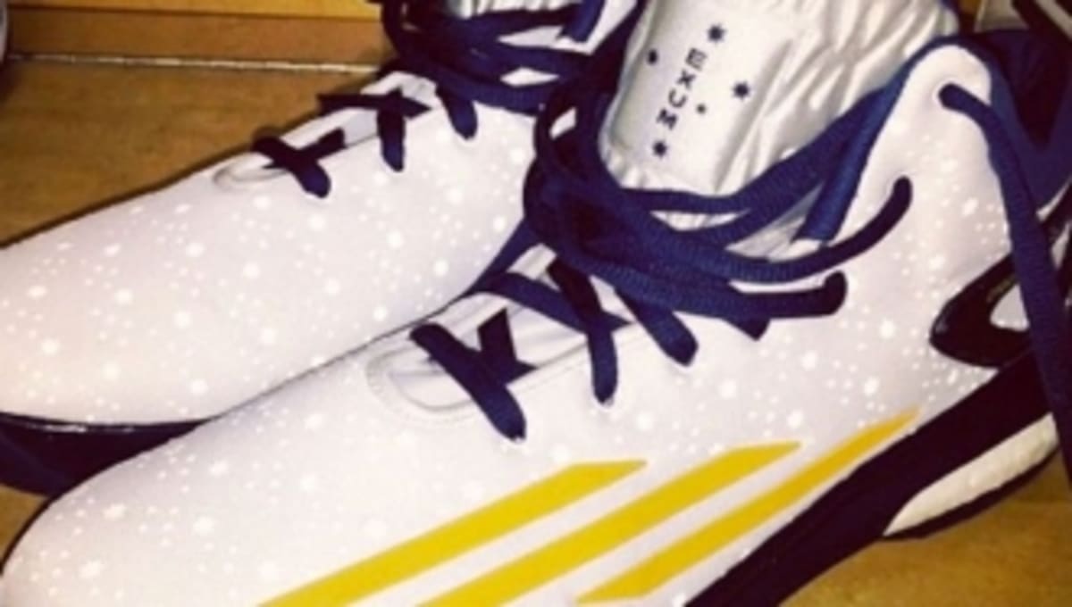 Dante Exum�s First adidas PE Sole Collector