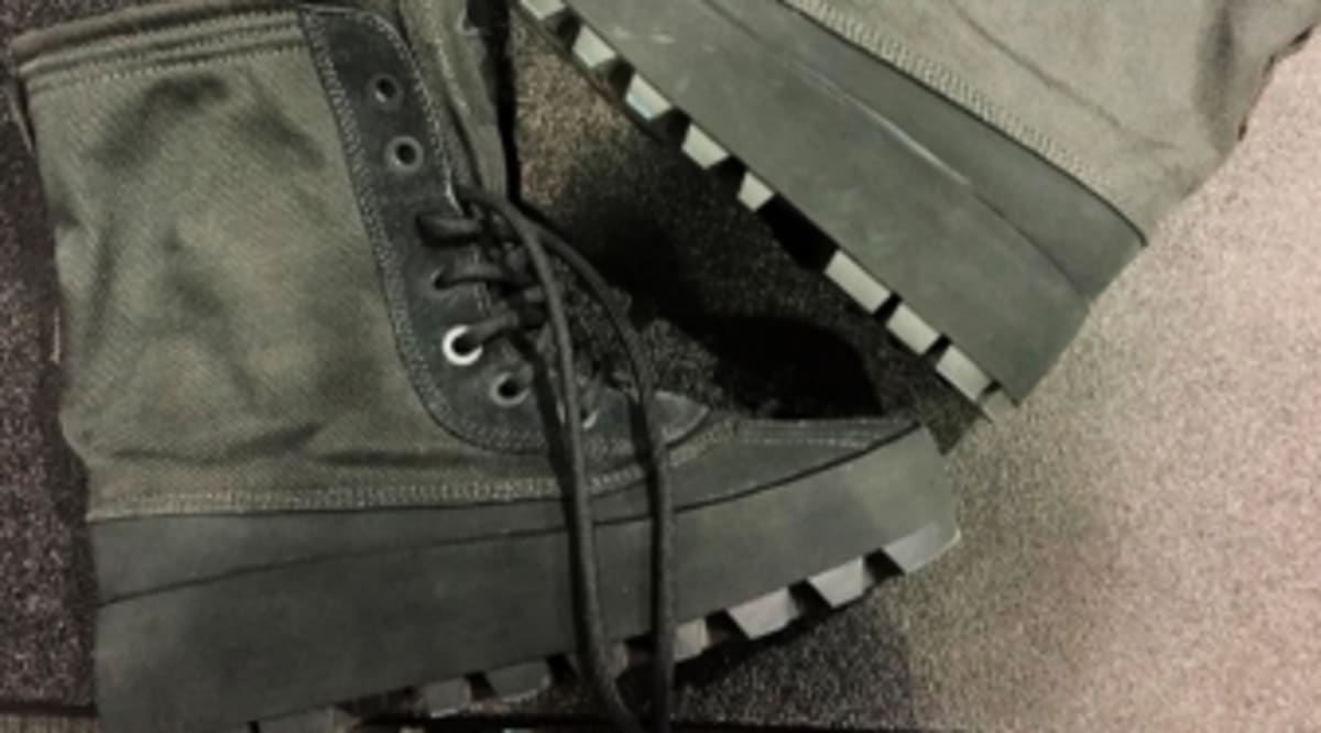 yeezy 950 boots size 14