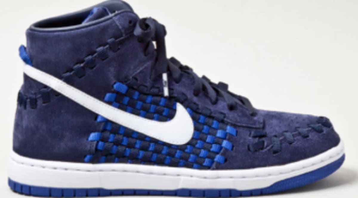 blue and brown dunks