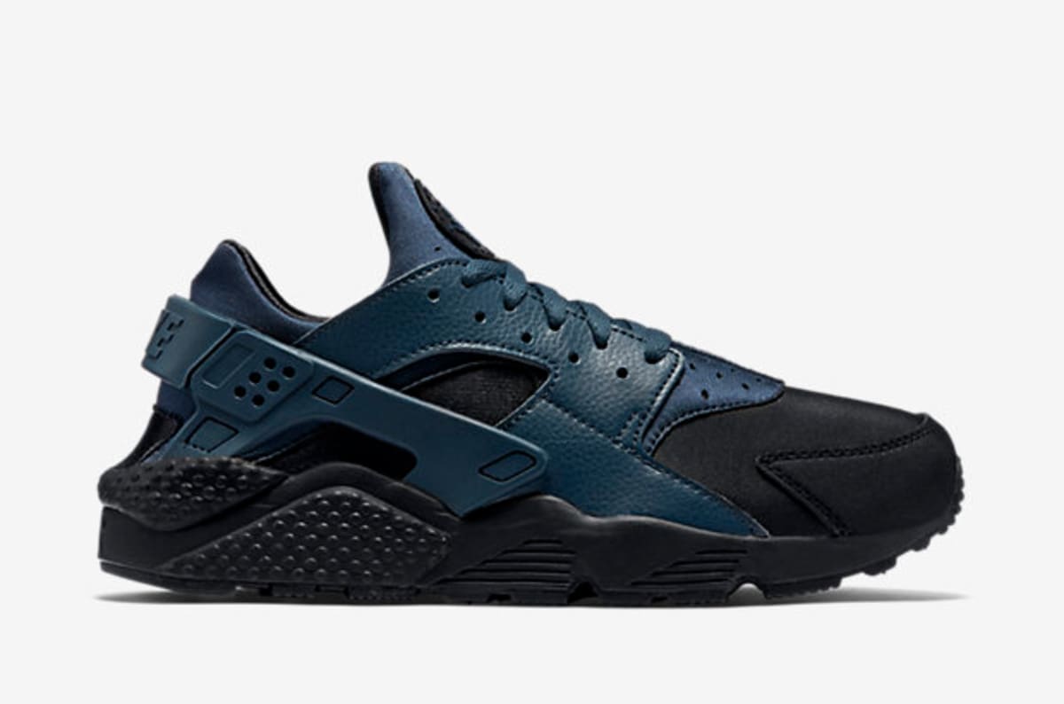 nike huarache order online