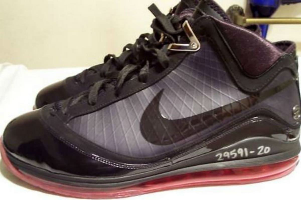 lebron 7 black red