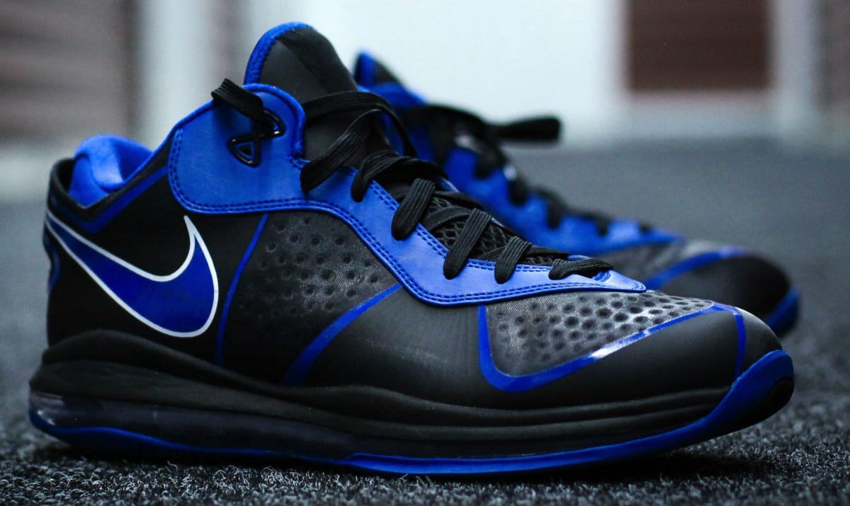 Nike LeBron 8 V/2 Low "Kyrie Irving" Sample (2011) - Nike ...