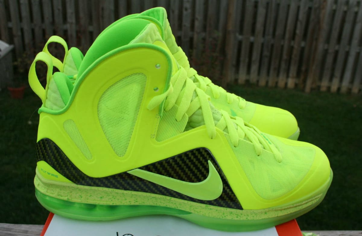 lebron volt shoes