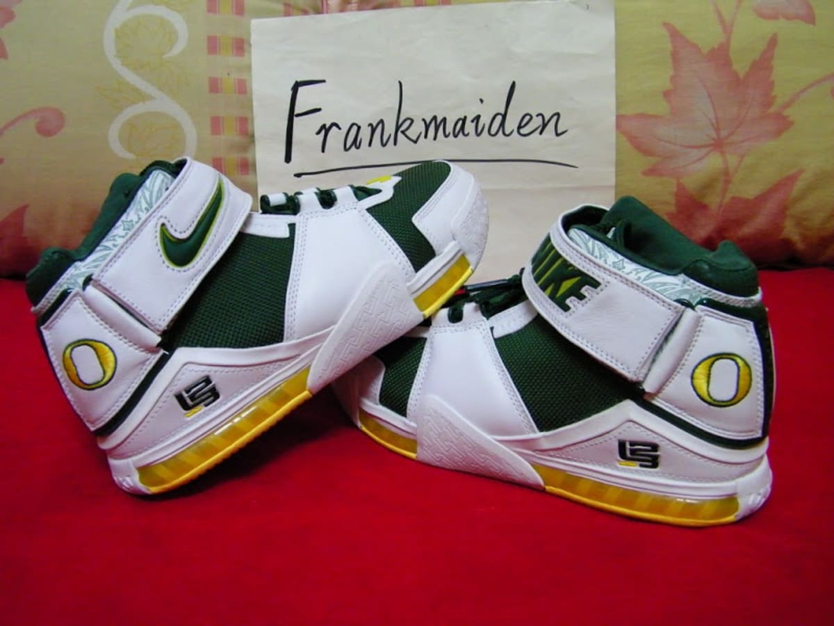 nike lebron 2004