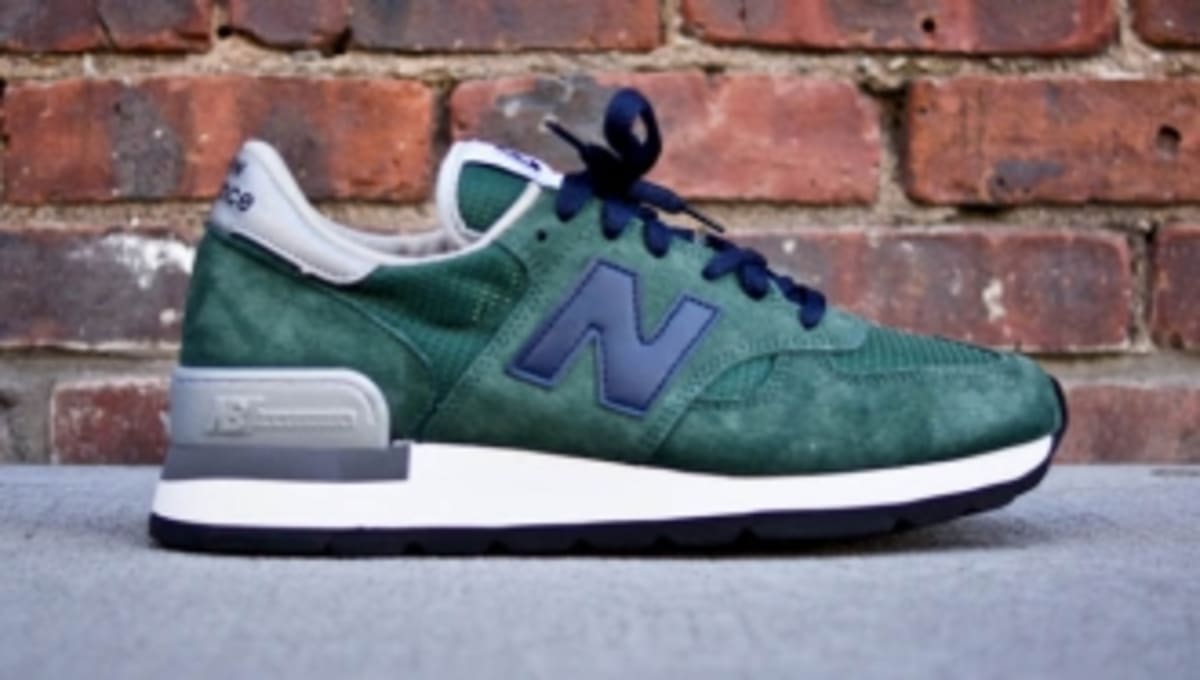 new balance 990 green purple