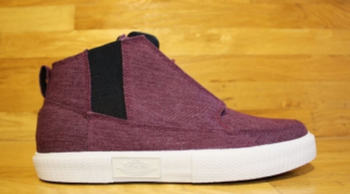 Jordan V.2 Grown Dark Bone Sole