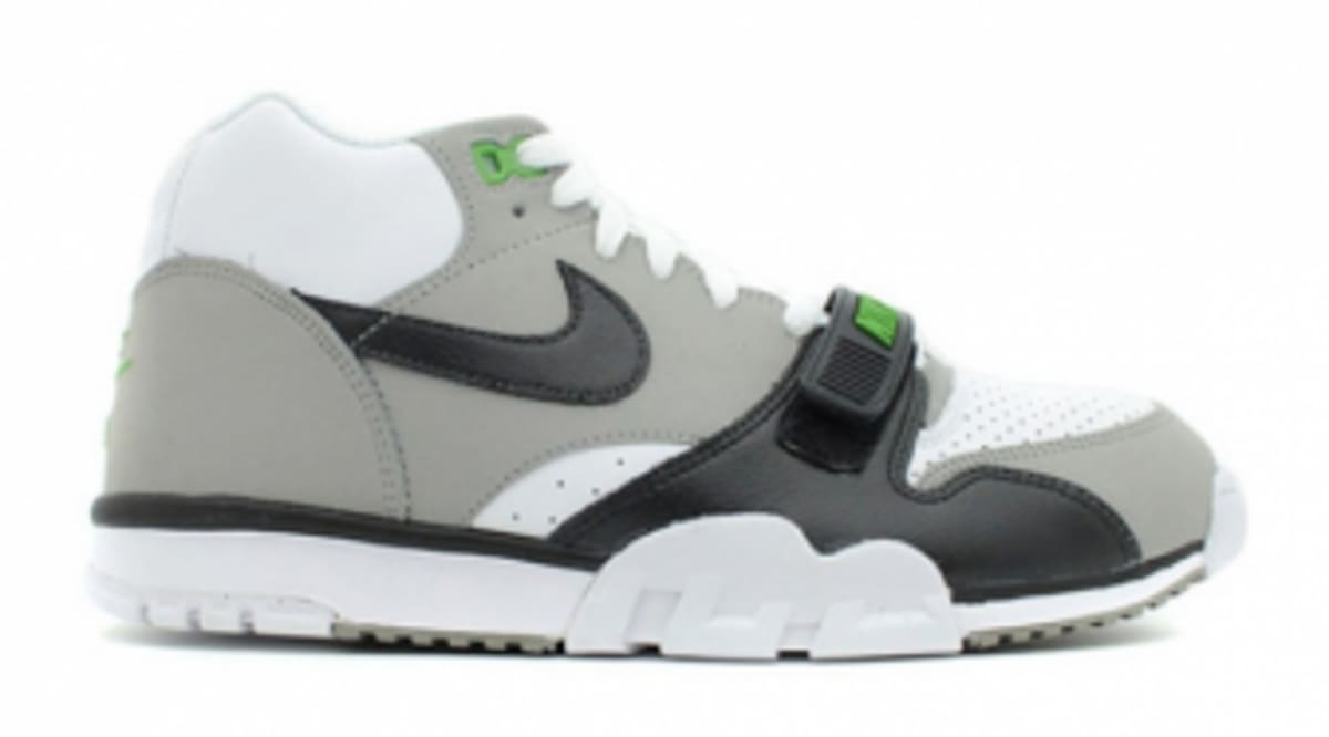 nike air trainer 1 chlorophyll 2012