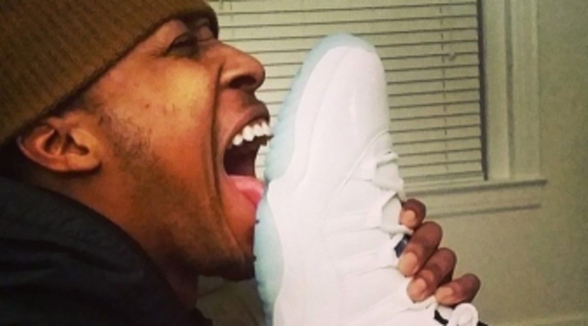 Fat Joe Tried to Turn His Famous Sneaker Lick into a Social Trend(06)