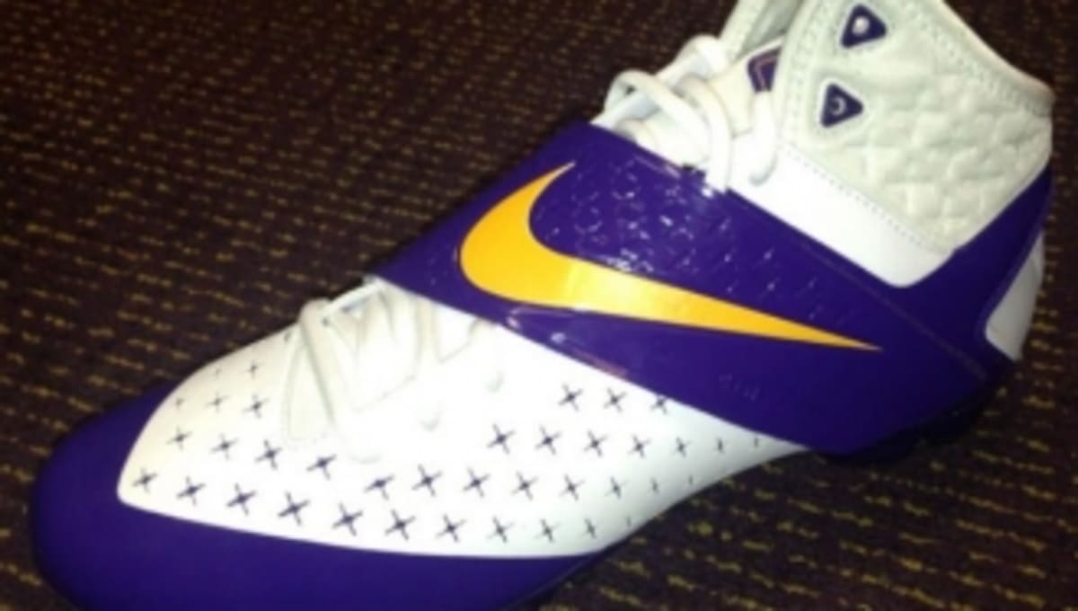 cj81 elite td cleats