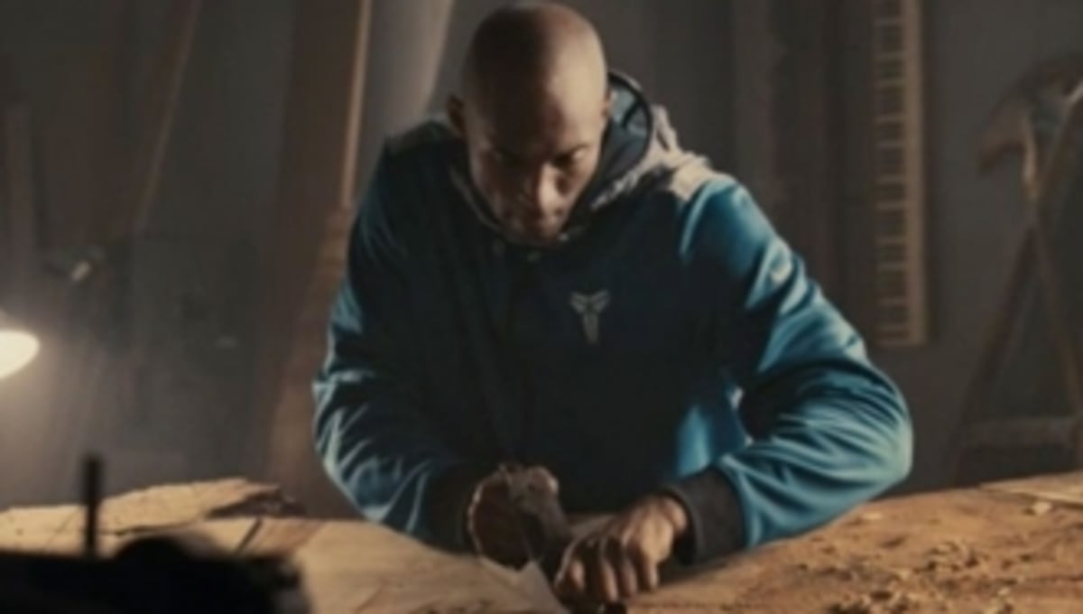 foot locker kobe bryant