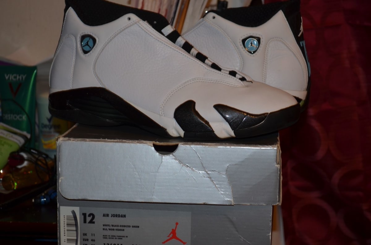 where to buy deadstock jordans
