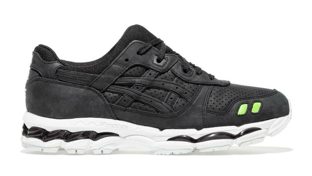 ronnie fieg x asics super green