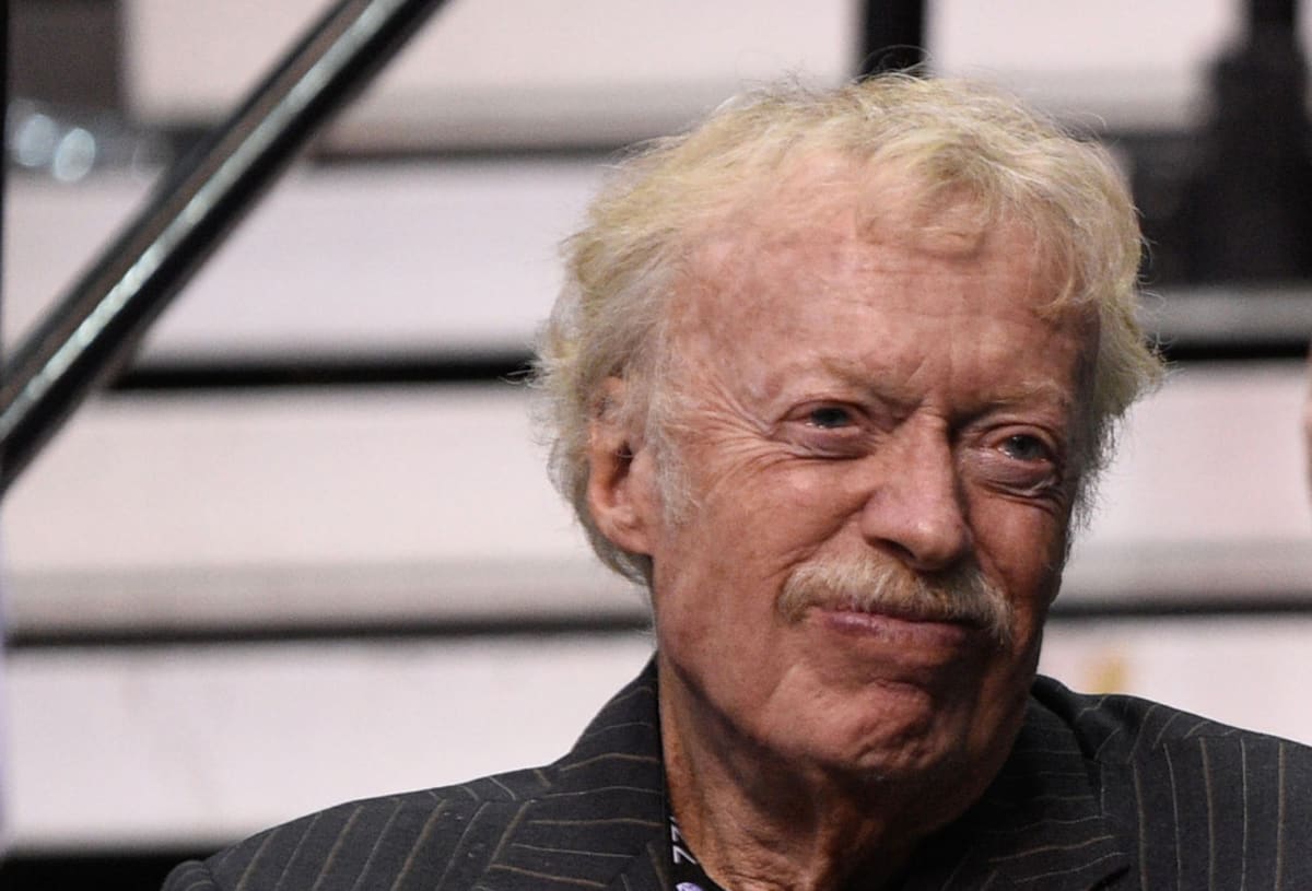 phil knight