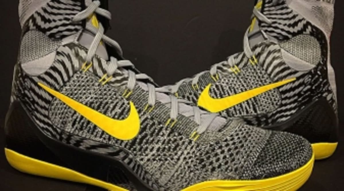 nike dunk low disrupt wolf grey tour yellow