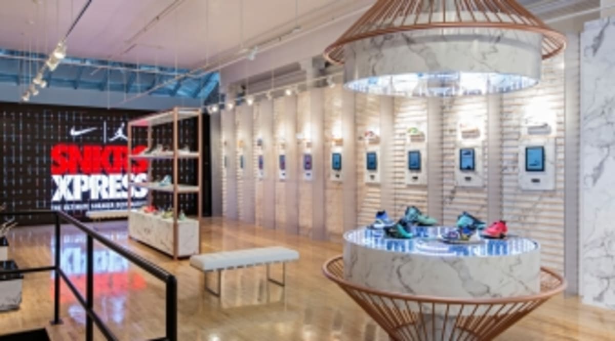 nike sneaker boutique