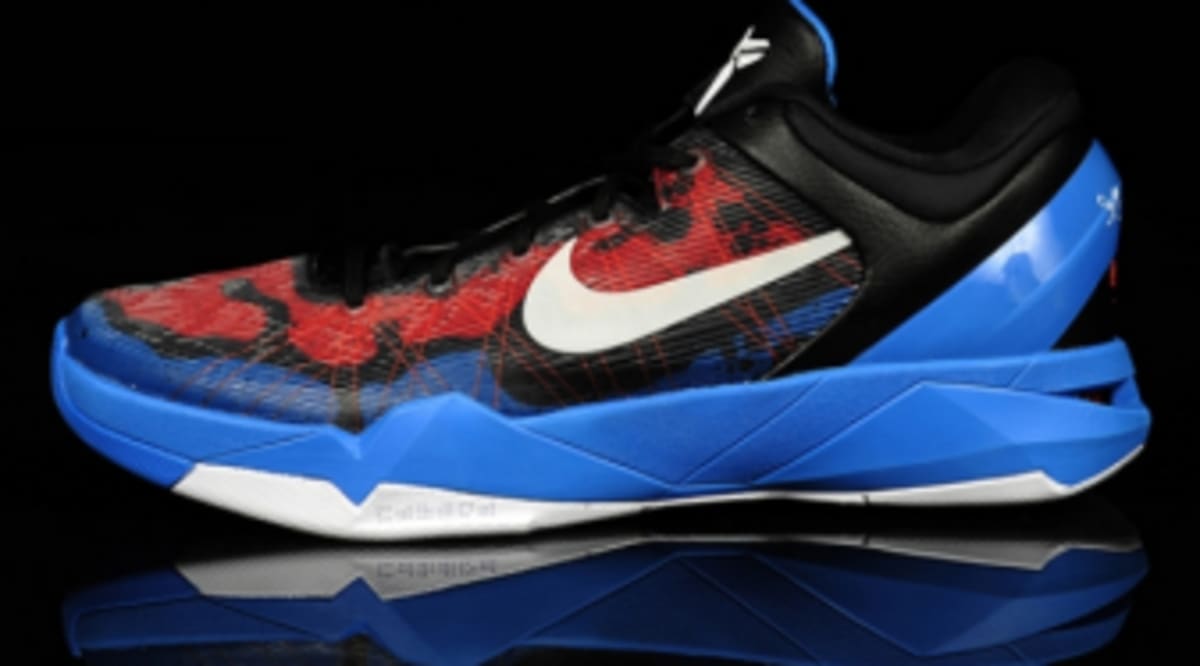 Nike Zoom Kobe VII -Poison Dart Frog - Photo Blue/White-Team Orange ...