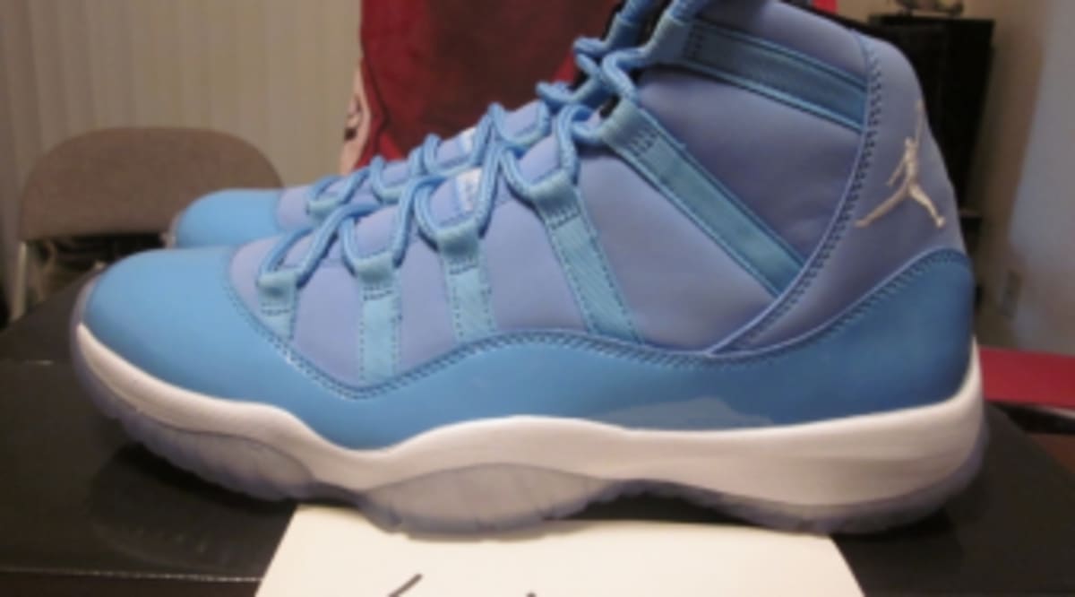 retro 11 pantone