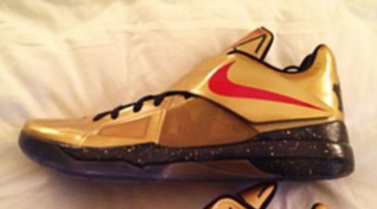red and gold kd