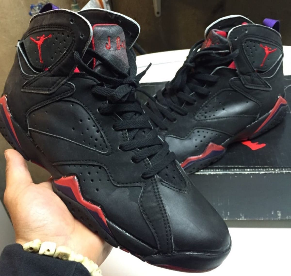 Air Jordan 7 "Raptor" (1992) 20 Deadstock Air Jordans from the 90s