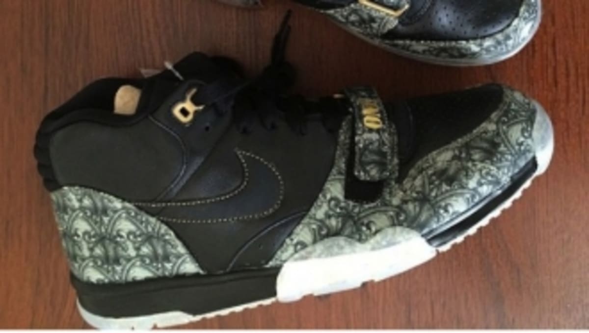 nike air trainer paid in full