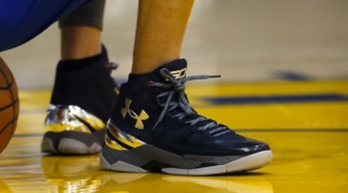 Stephen Curry Is Already Getting a Feel for the Under Armour Curry 2 ...
