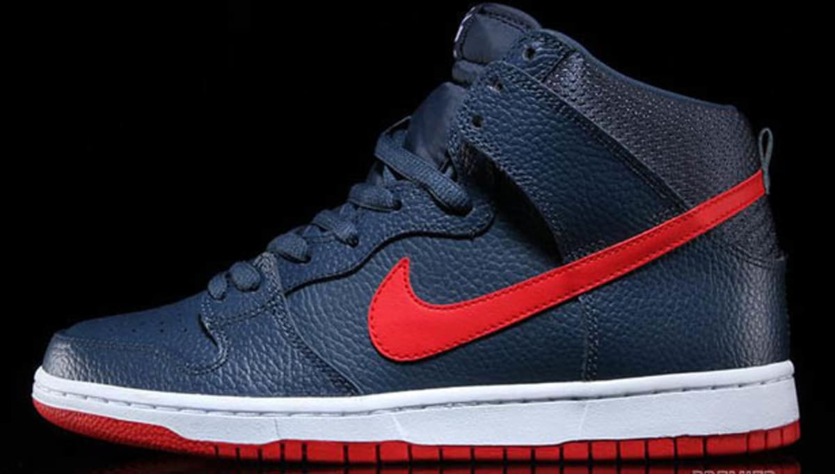 Nike SB Dunk Hi Pro - Squadron Blue / University Red | Sole Collector