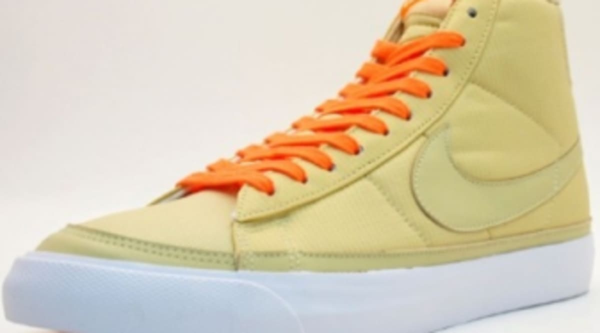 blazers nike beige