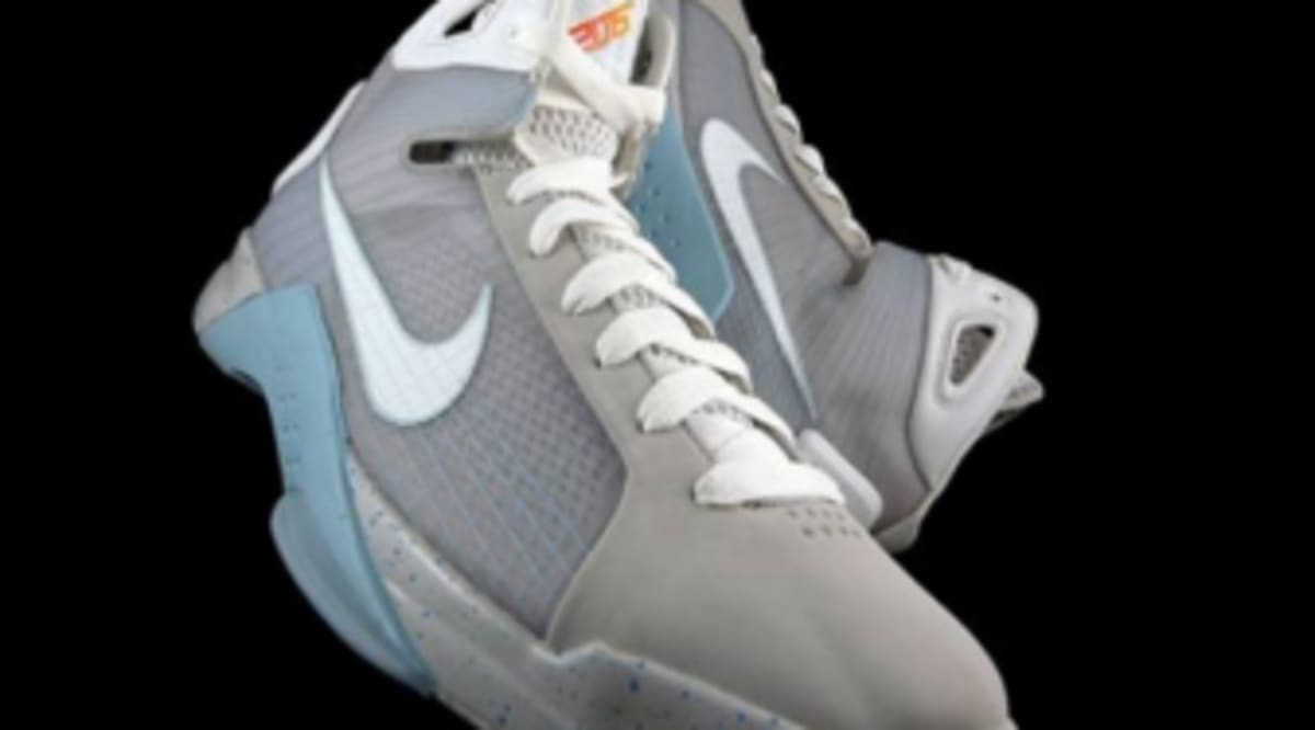 nike hyperdunk marty mcfly