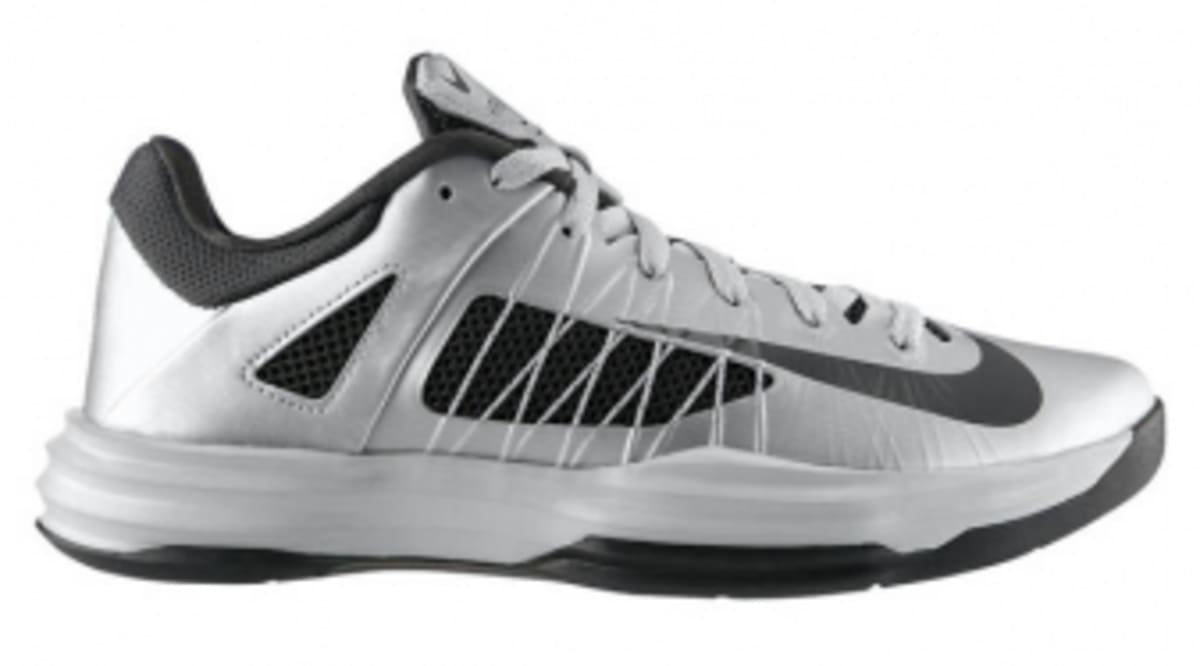 nike hyperdunk low 2012