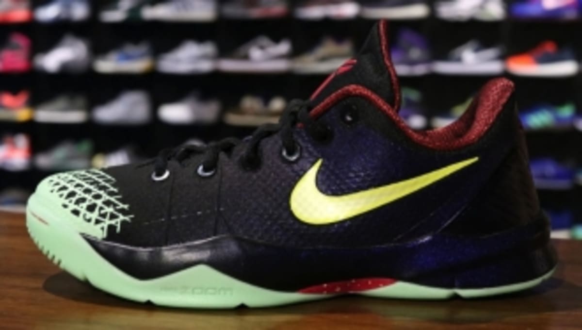 kobe 4 venomenon green