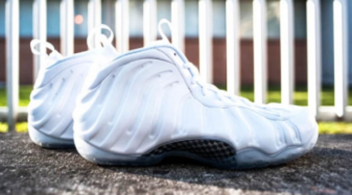 nike foamposite one white out