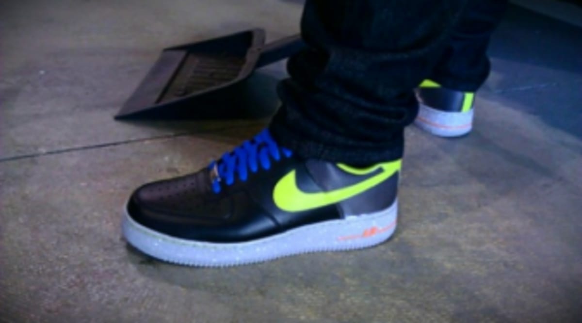 air force 1 black and neon