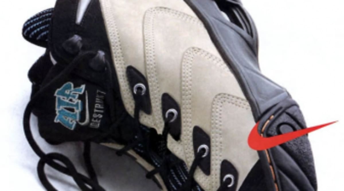 track spikes for 800m and 1600m