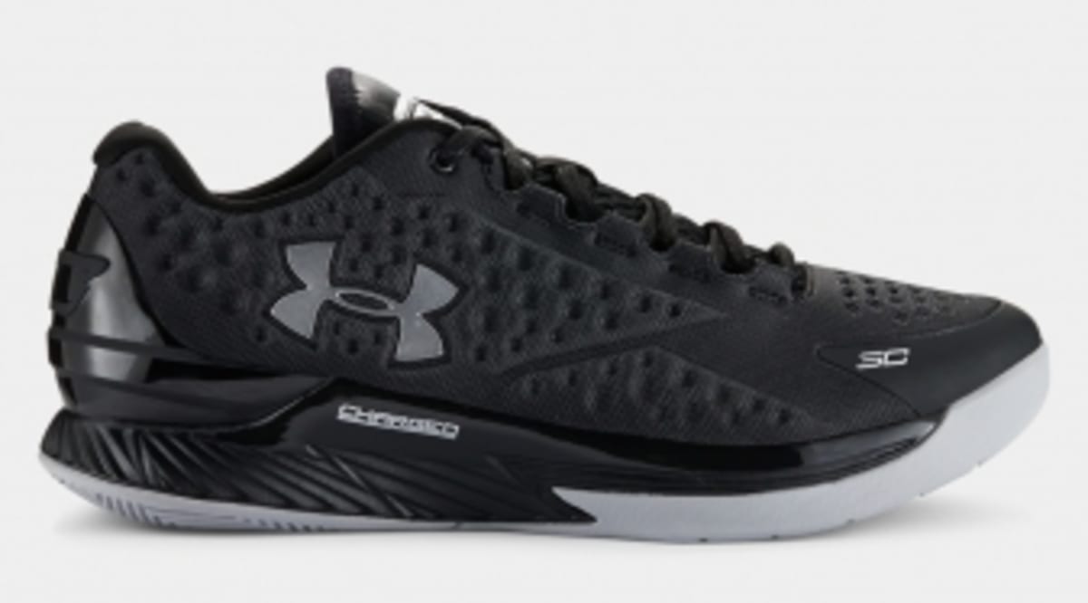 curry 1 low black
