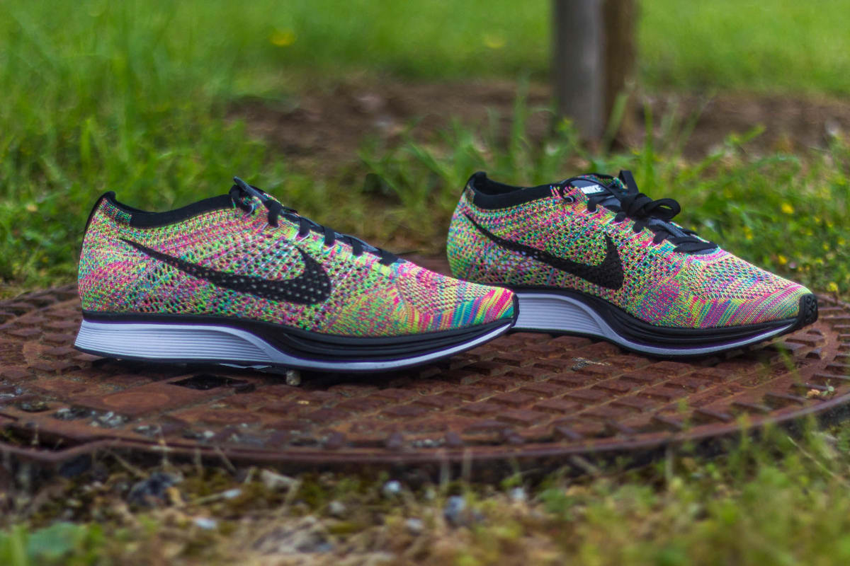 Nike flyknit racer homme multicolor sale