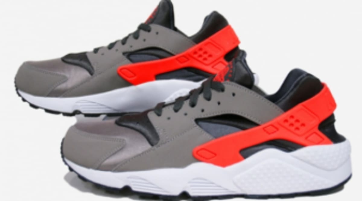 crimson huaraches